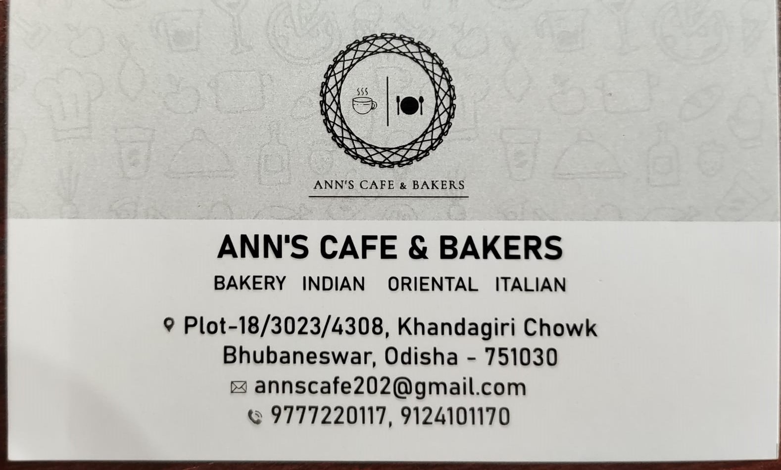 Ann's cafe & Bakers